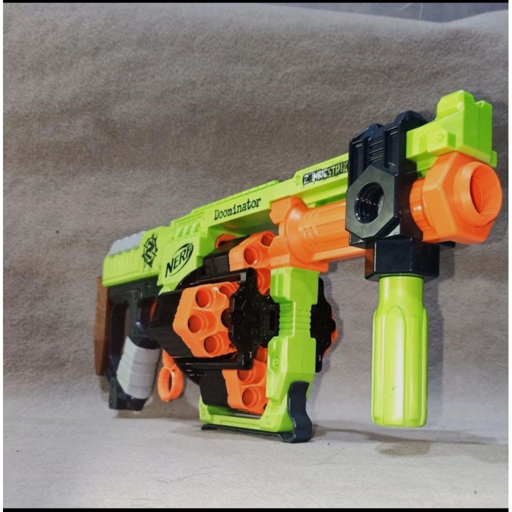 Nerf Zombie dominathor