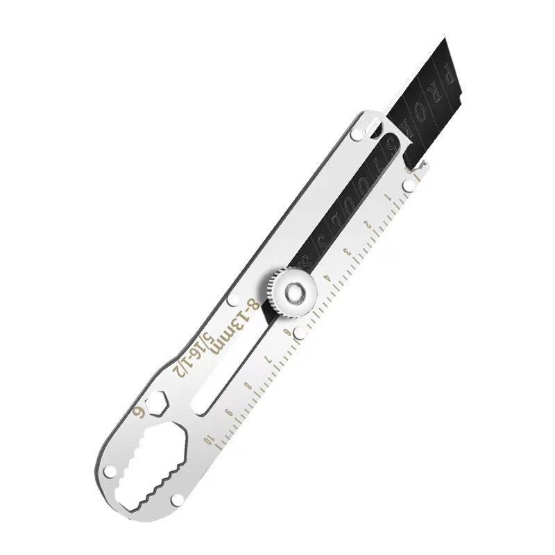 

PISAU CUTTER STAINLESS STEEL TAJAM PEMOTONG MULTIFUNGSI PENGGARIS PEMBUKA TUTUP BOTOL