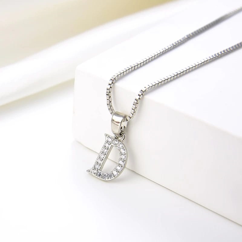 Kalung Titanium Liontin Huruf Pria  Wanita Anti Karat dan Tidak Luntur ( 45cm 60 cm ) Huruf D