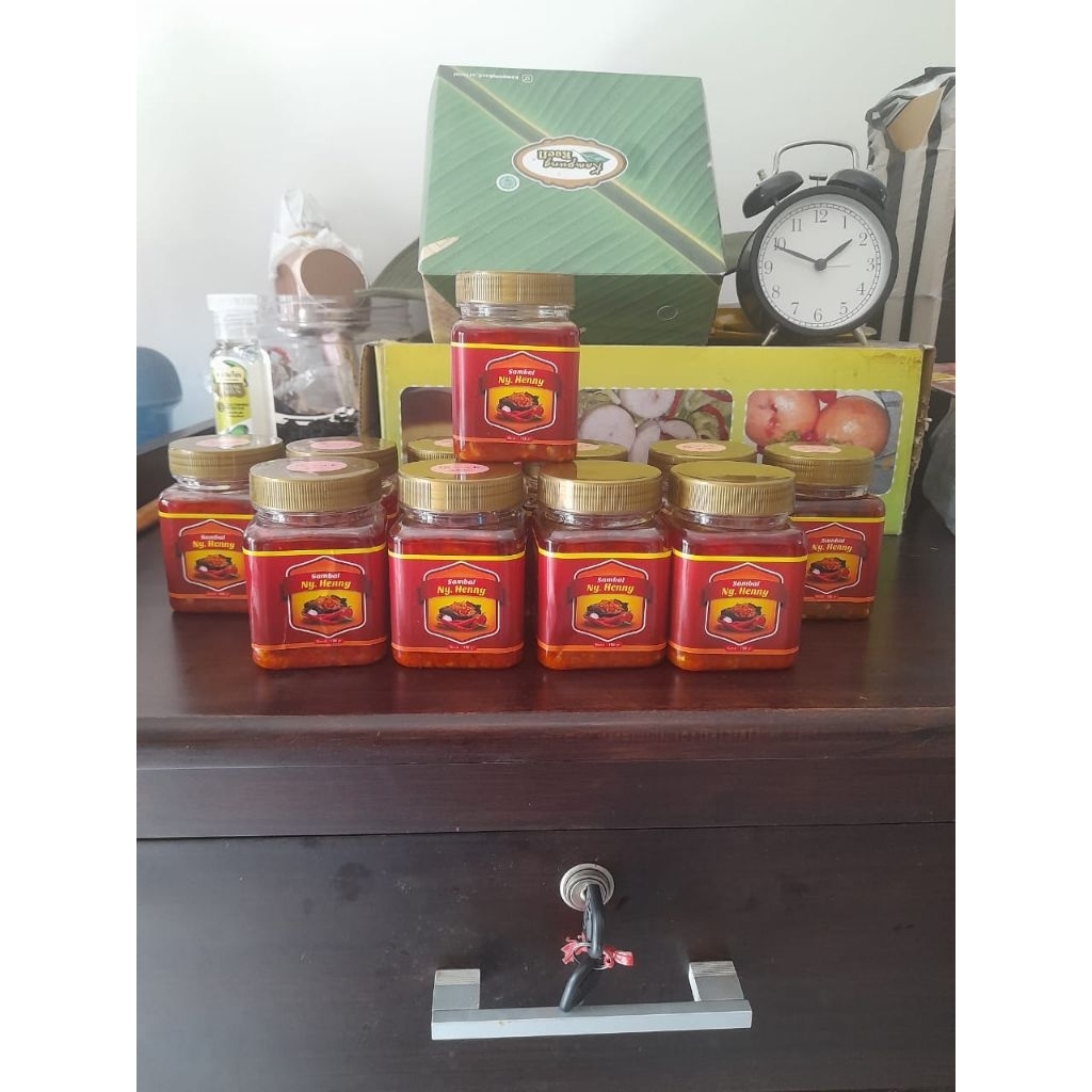 

SAMBEL Khas Cirebon Varian Cumi, Jengkol, Pete, Teri, Rebon Ny. Henny (Kasih Variasi Sambel)