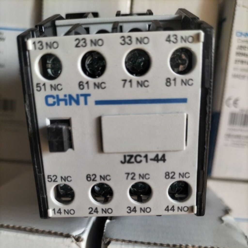 CONTACTOR RELAY JZC1-44 220V 50Hz