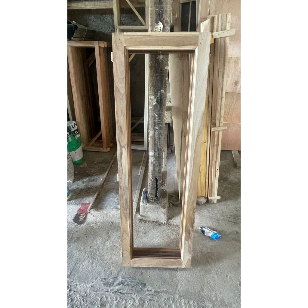 Kusen Jendela berbahan kayu Jati,Mahoni,Manglid UK 140 X 40 X 6/12
