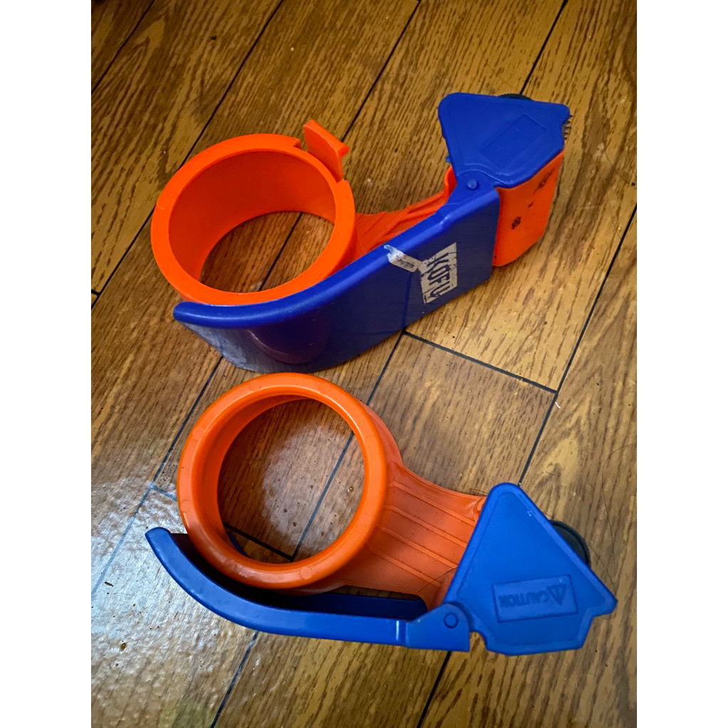 

Preloved tempt dispenser lakban