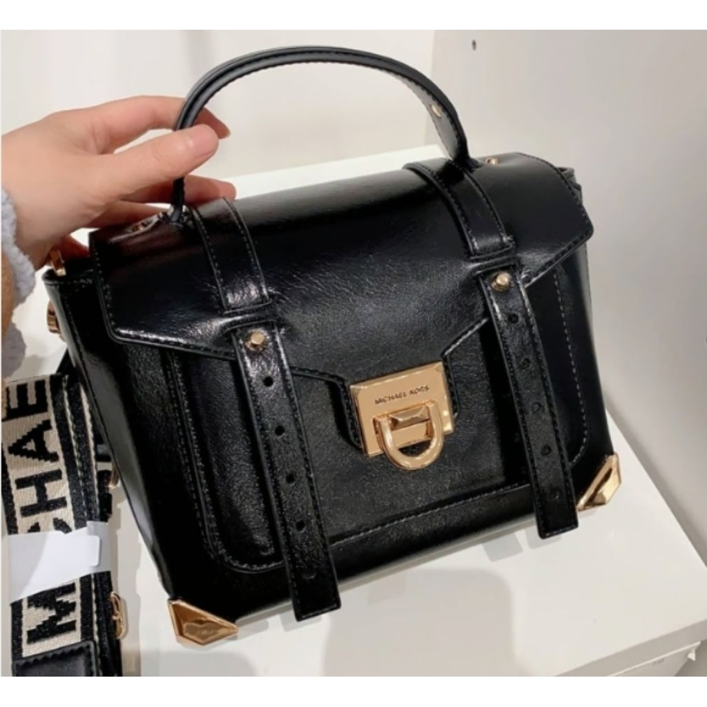 New Mickael Kors Manhattan Authentic