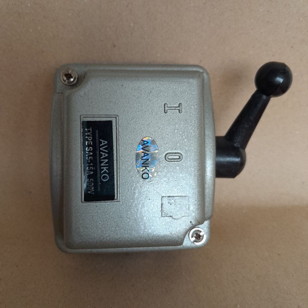 Cam Starter 15A Saklar Genset Tuas Genset AVANKO (Bekas)