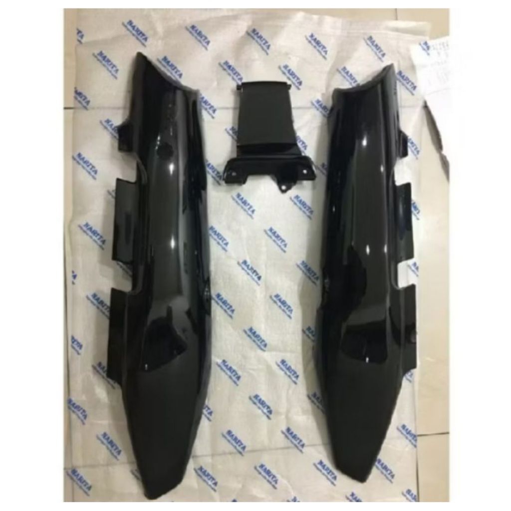 body Suzuki tornado gs GX Shogun kebo set ped sambungan body belakang warna hitam glossy terlaris