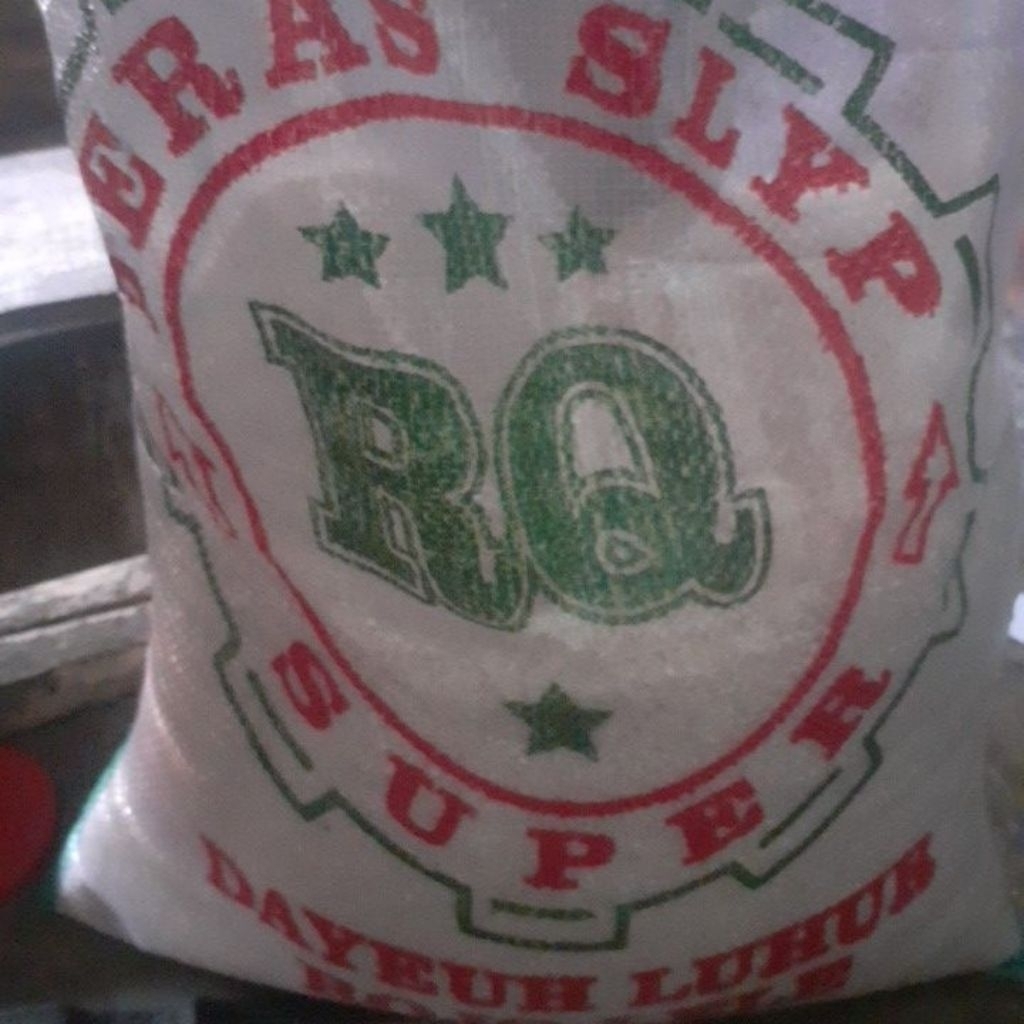 

1 kg beras RQ super
