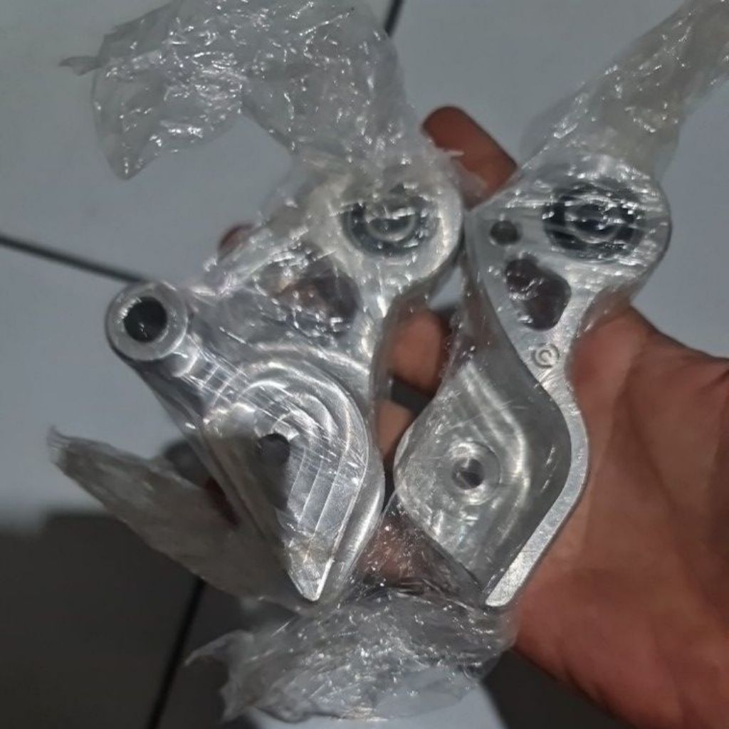 Mounting shock oritsu