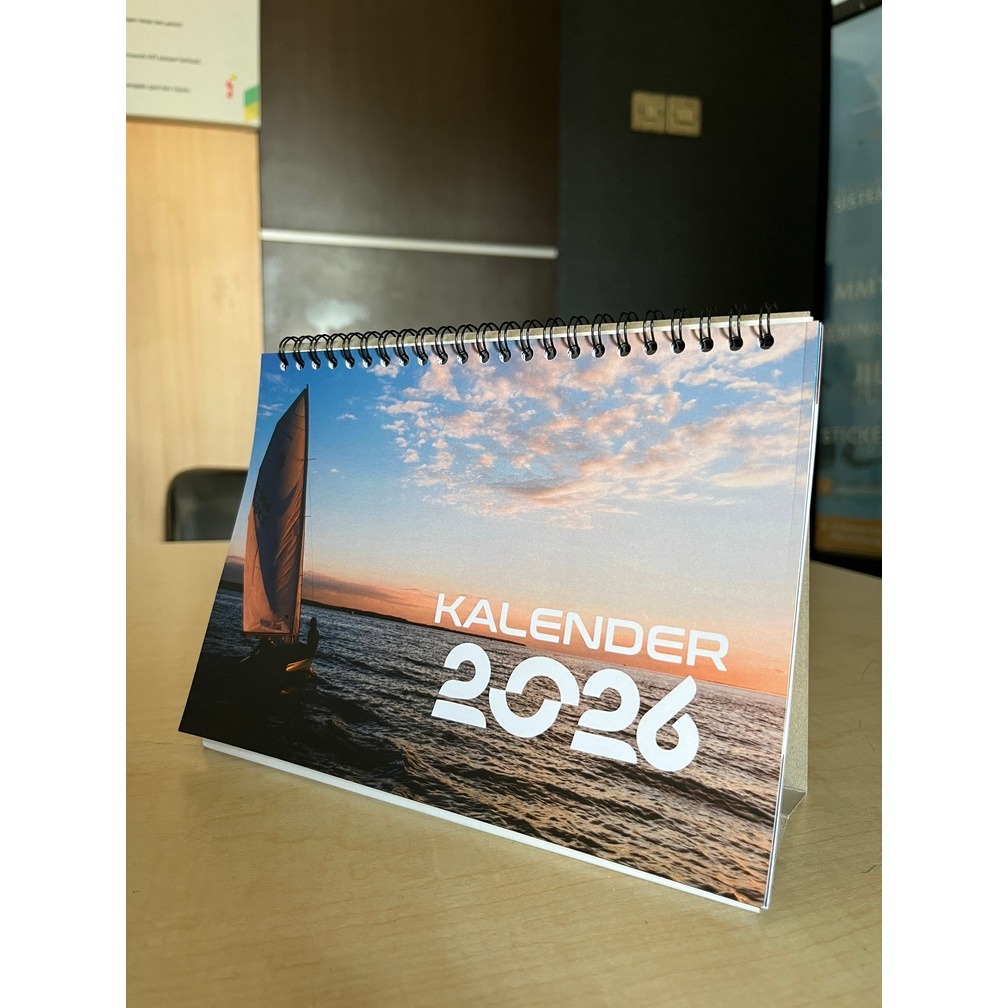 

Cetak Kalender Meja Custom 2026 – 6 lembar 2 sisi + cover - AC 230 - DUPLEX Harga Grosir