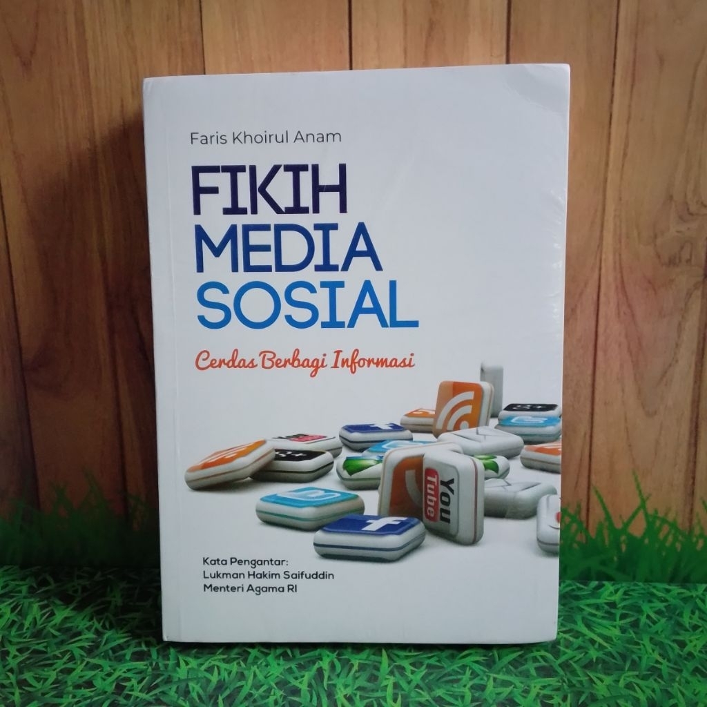 Fikih Media Sosial Cerdas Berbagi Inpormasi