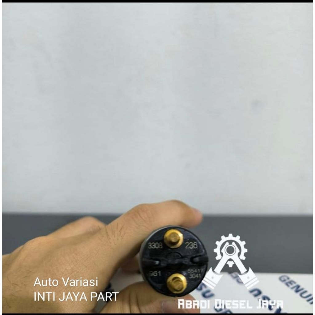 Nozzle Injector PC300-8 Komatsu 6754-11-3100 0445120236