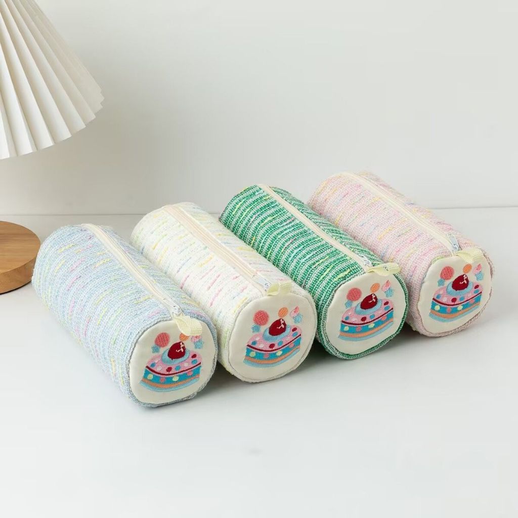 

MIFAN - Strawberry Cake Tempat Pensil Estetik Lucu Pouch Serbaguna