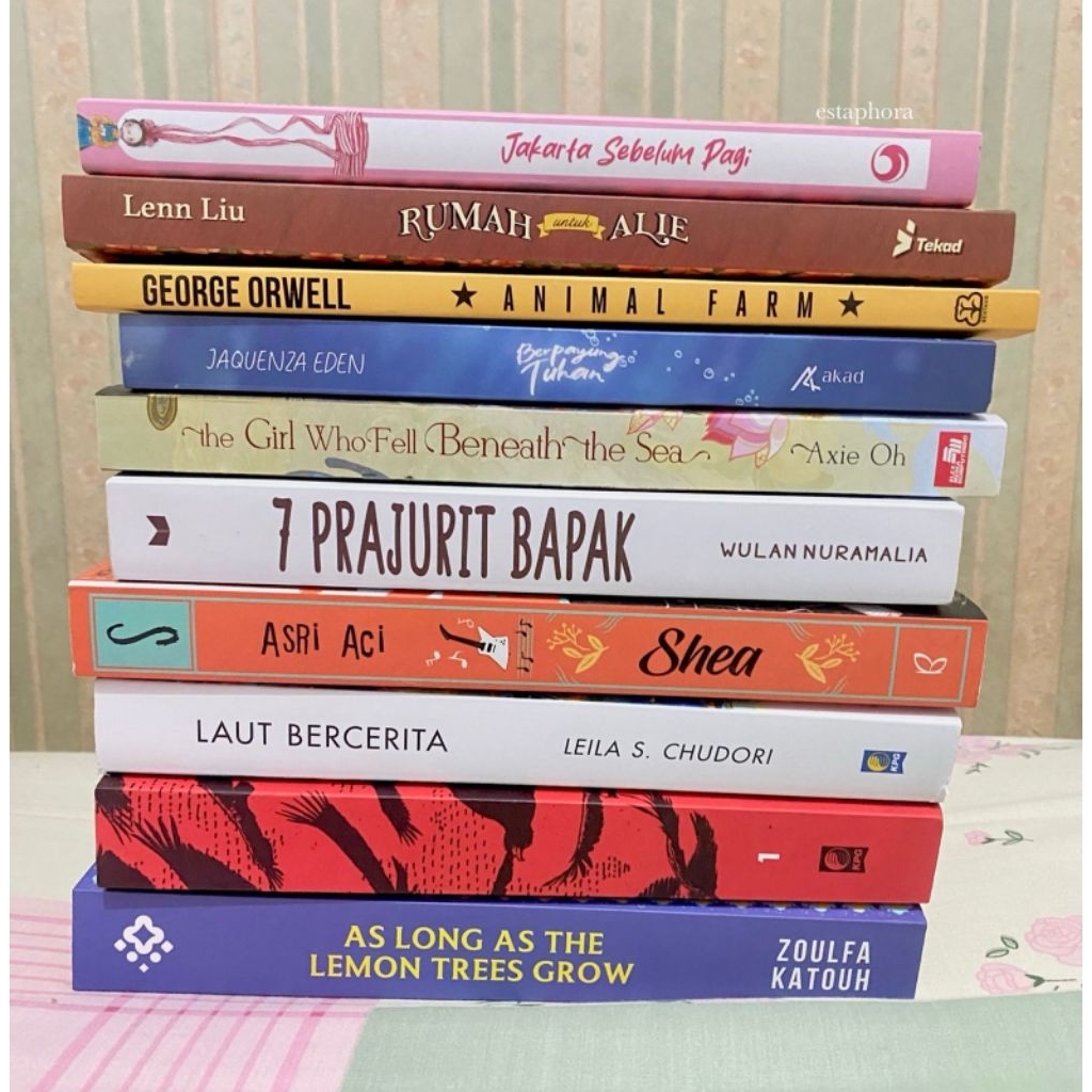 

｡⋆୨୧˚ preloved novel laut bercerita animal farm namaku alam jakarta sebelum pagi