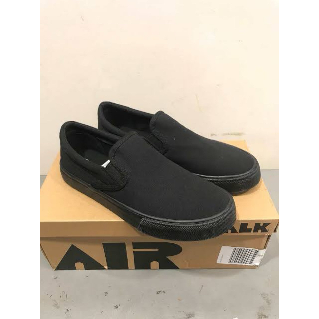 SEPATU SLIP ON AIRWALK STICH TG MEN