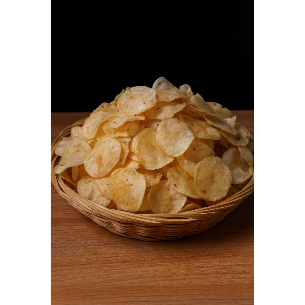 

Opak Singkong Koin Khas Wonosobo Mentah Pedas 1Kg – Kerupuk Singkong Renyah Pedas