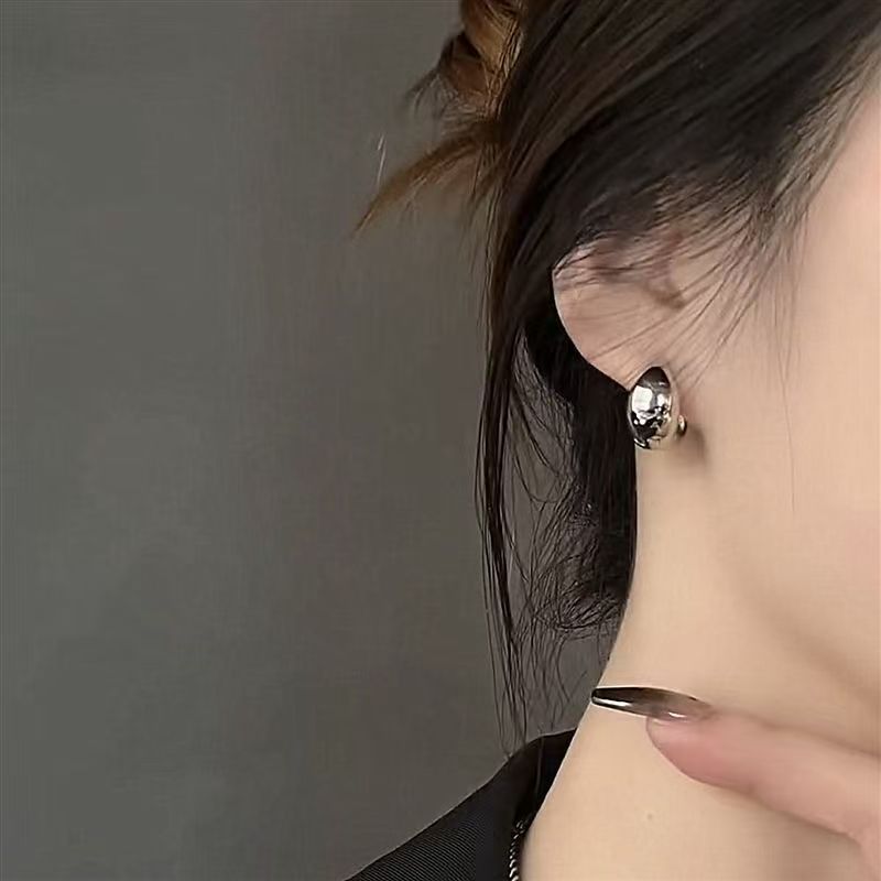 Anting Wanita Jewelry Anting Titanium Anting tetesan air Kecil Titanium Imitasi Titanium Anti Karat 