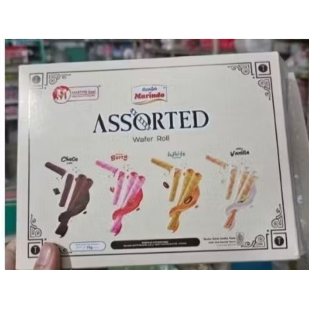 

Martini assorted roll wafer/astor/hampers/hajatan