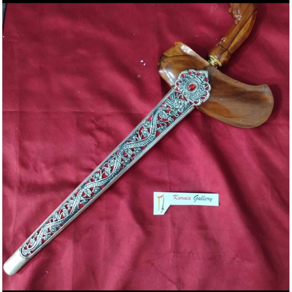 Keris Nogo Rojo Naga Raja Kinatah
