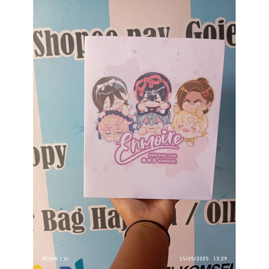 

PAPER BAG CUSTOM DESAIN BERWARNA 16X8 tinggi 20
