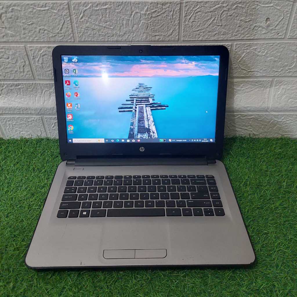 HP 14-AN030AU AMD A6-7310 RAM 8GB SSD 256GB