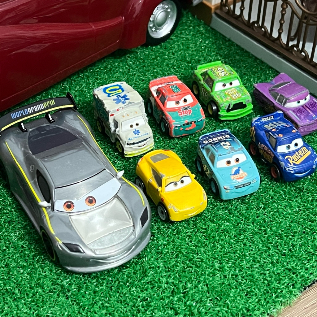 Disney Pixar Cars 2/ Cars Lightning/ Cars mini/ Brand Mattel/ Mainan mobil anak/ preloved