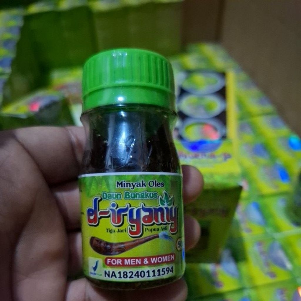 EL IRYANIY MINYAK OLES KEBAHAGIAAN PASUTRI UTK PRIA DAN WANITA