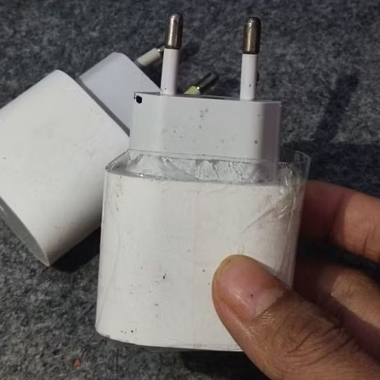 batok iphone type c original second 20watt