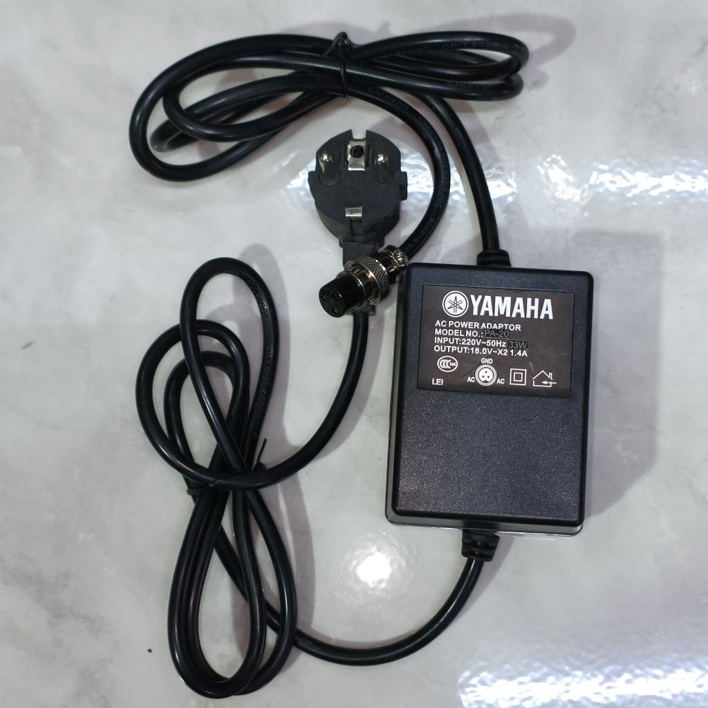 Adaptor Mixer Yamaha / Power Supply For Yamaha Mixer PA-20 (33W)