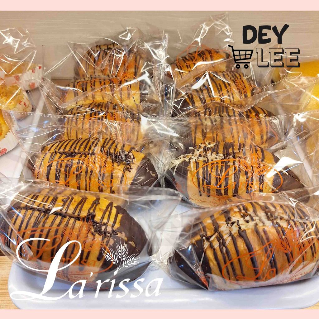 

LARISSA Roti Zebra Mocca Meses / Butter Cream Cheese Fresh Halal Bandung