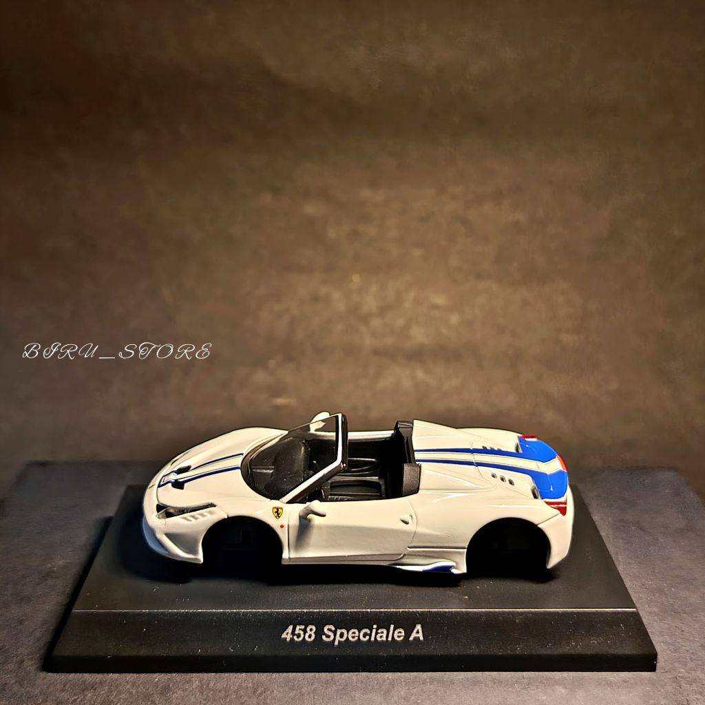 Kyosho 1/64 Ferrari 458 Speciale a Putih