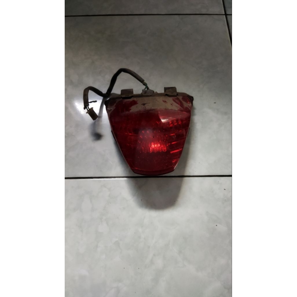 Lampu belakang cbr 150 k45a