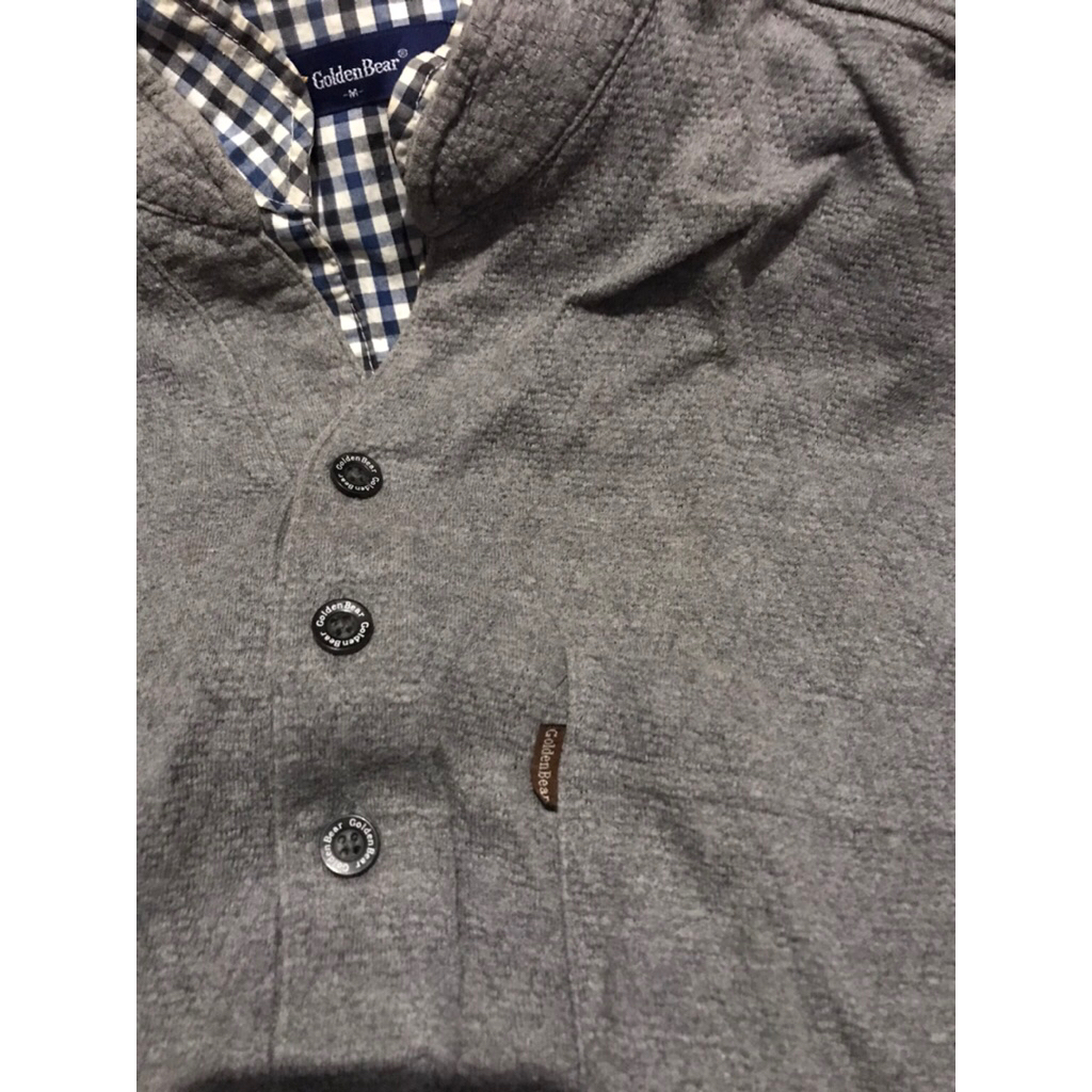 kemeja sweater golden bear M slim