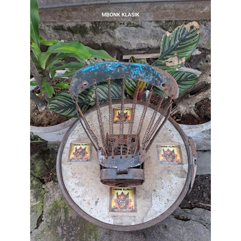 jok depan MG vespa exclusive 2 strada aom ORIGINAL jok depan vespa exclusive strada aom jok vespa ps