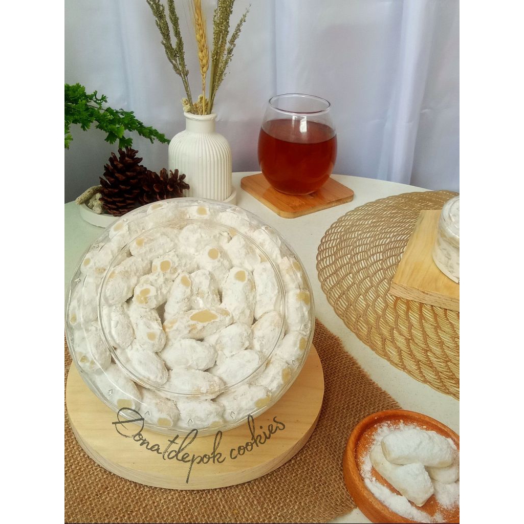 

Kue Kering Putri salju 500gr