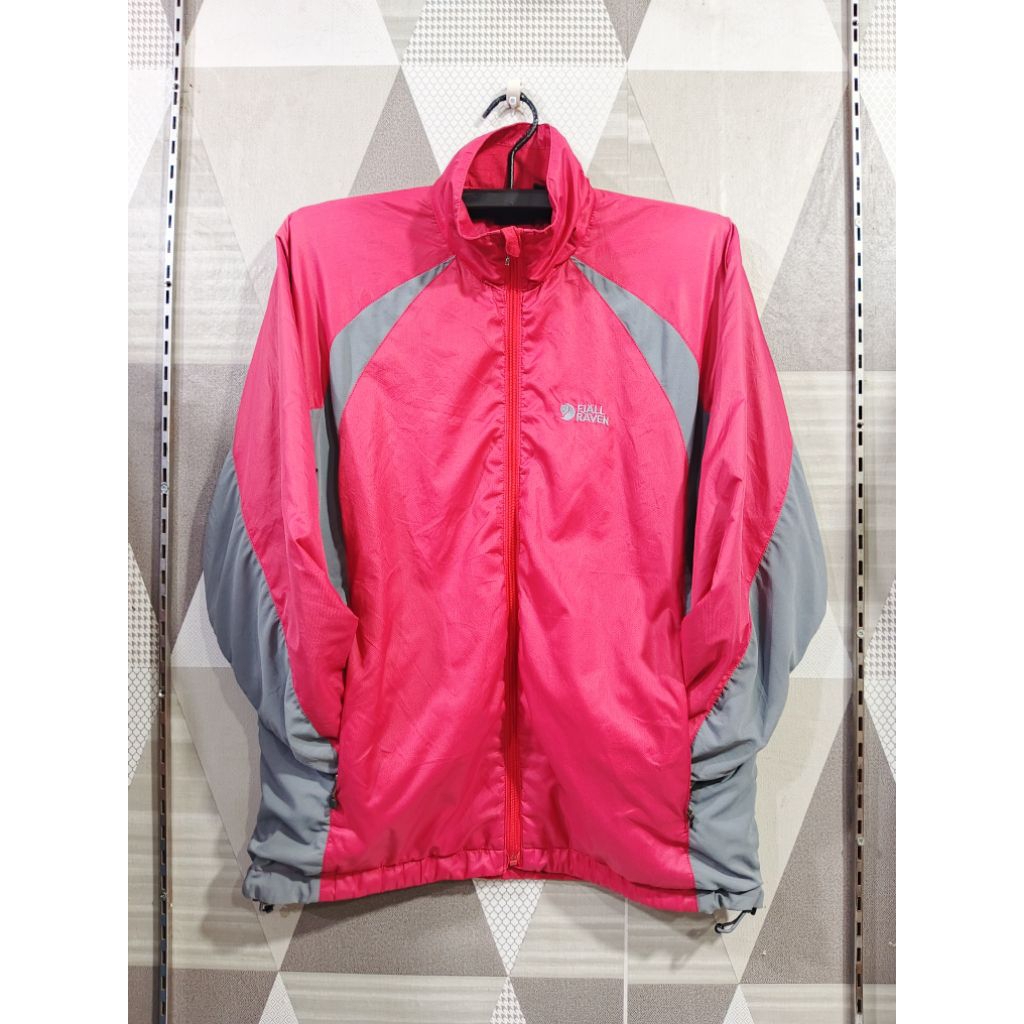 Jaket Fjallraven 2.5 Layer – Preloved