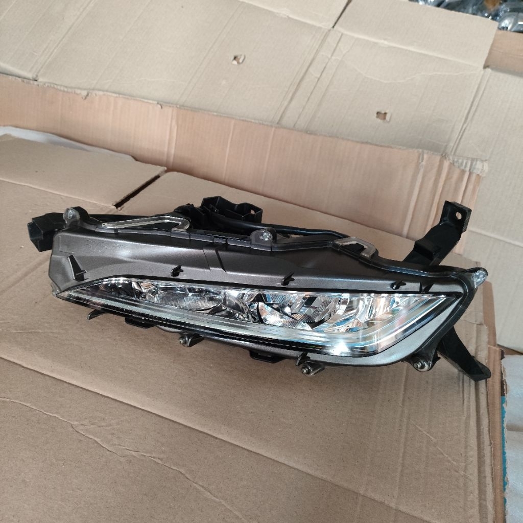 Foglamp Lampu Kabut Lexus RX300 (RX-350) LH kiri original