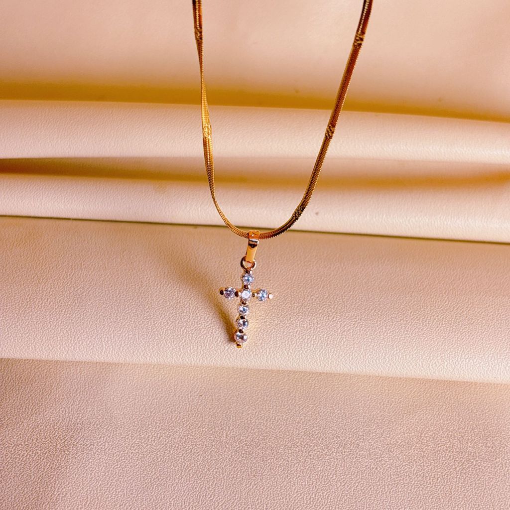 Aish.jewelry Liontin Salib Permata Perhiasan Lapis Emas 18k / Liontin Salib