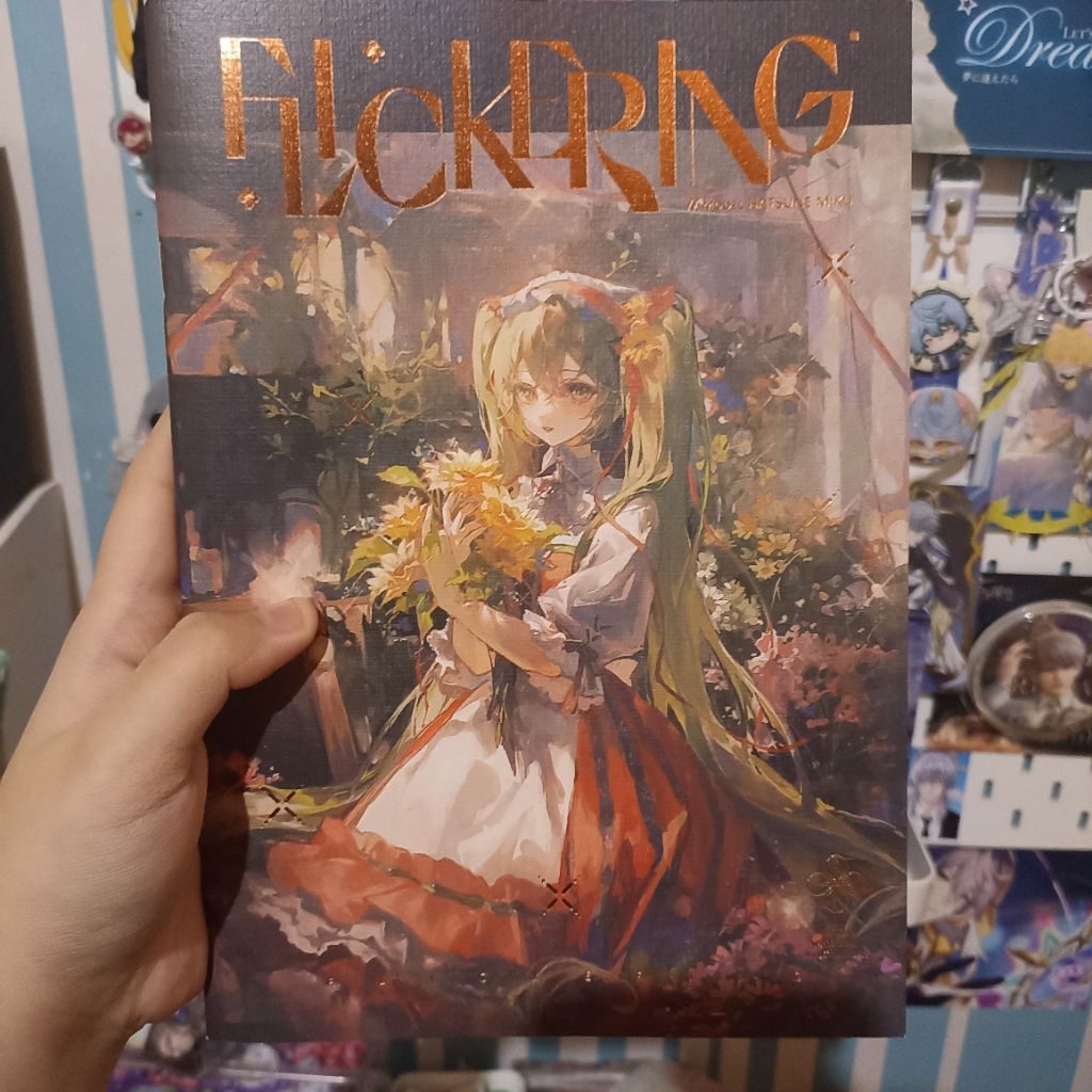 

Preloved Matchach Flickering Artbook