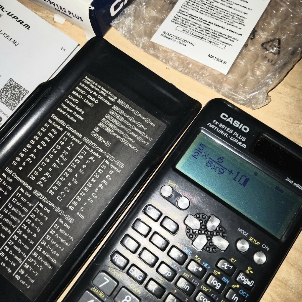 

Preloved Calculator Scientific Casio Fx-991ES Plus