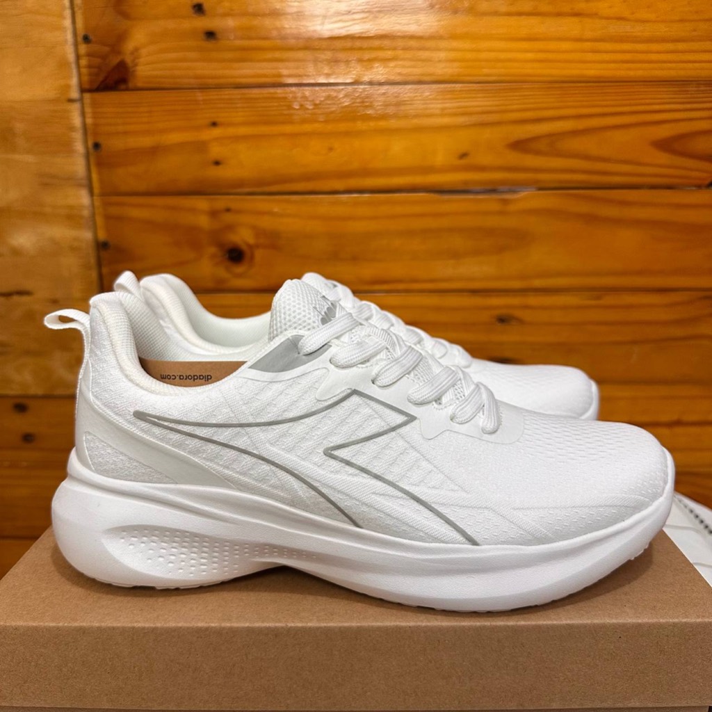 2 VARIASI WARNA SEPATU DIADORA PRIA DIADORA DIADORA MATRON SPORTY RUNNING CASUAL SNEAKER COD ORIGINA