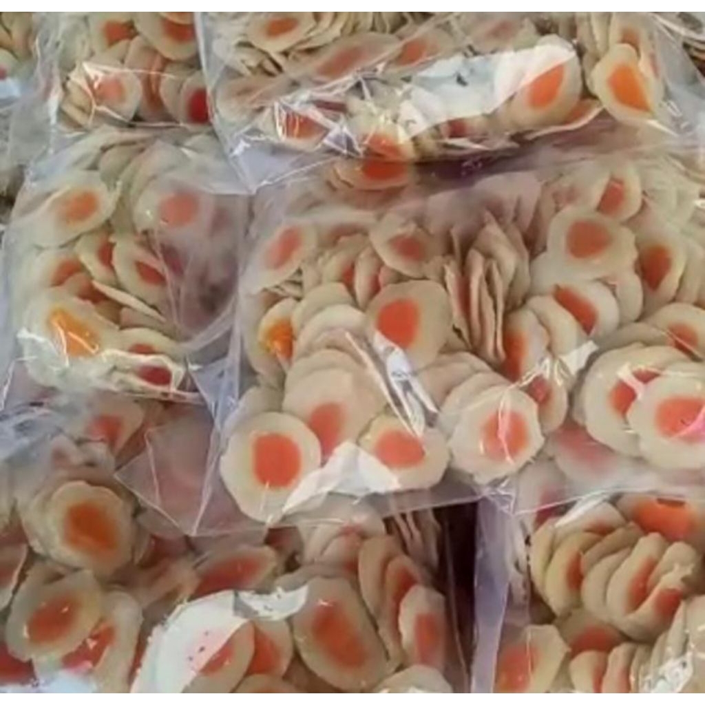 

1 bungkus kerupuk telor asin 200 gram