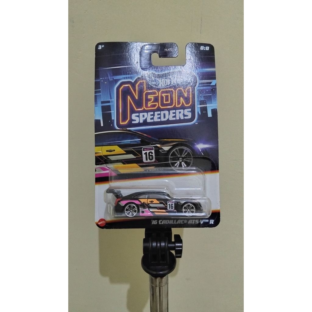Hot Wheels 16 cadillac ats v