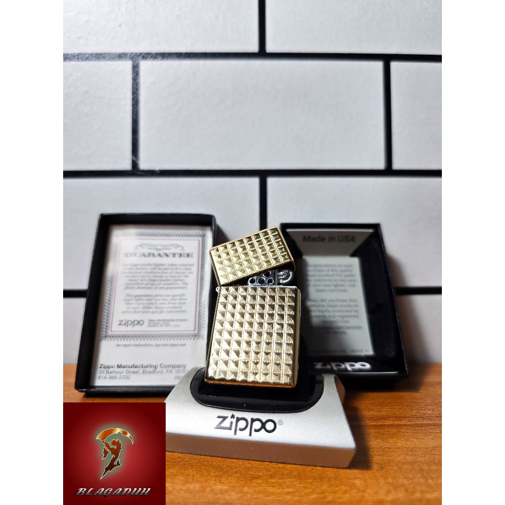 Zippo Slim Original Diamond Gold USA