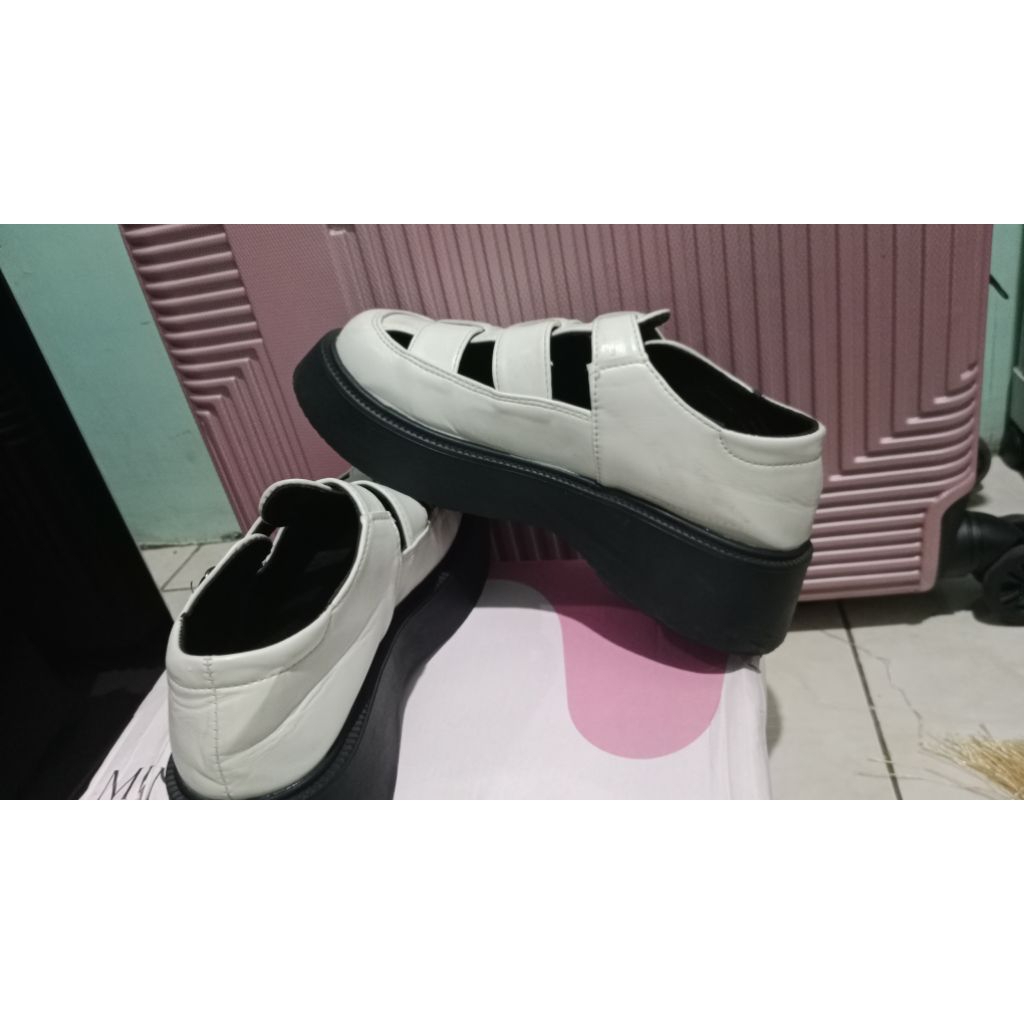 Priloved sepatu Minowear Kaliyah shoes