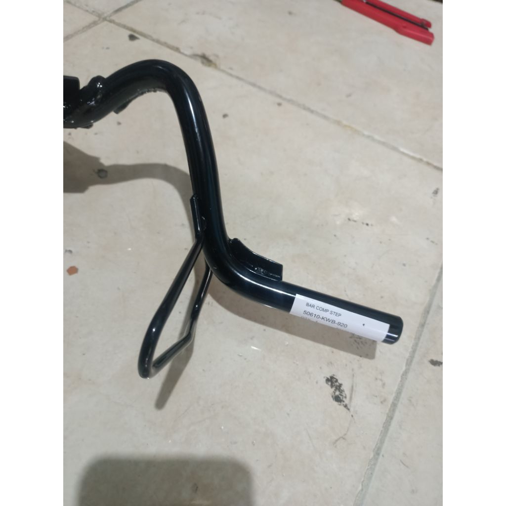 50610KWB920 besi barstep besi pijakan kaki revo absolute blade 110 original ahm