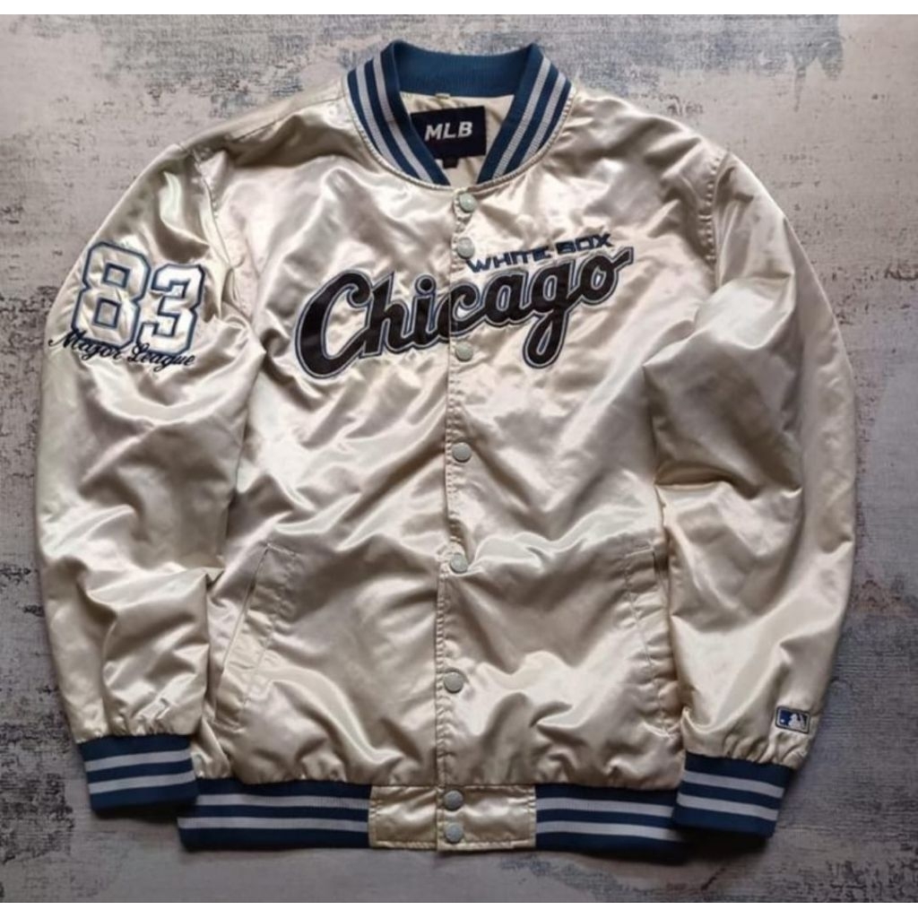 varsity jacket satin MLB white Sox X chicago logo bordir