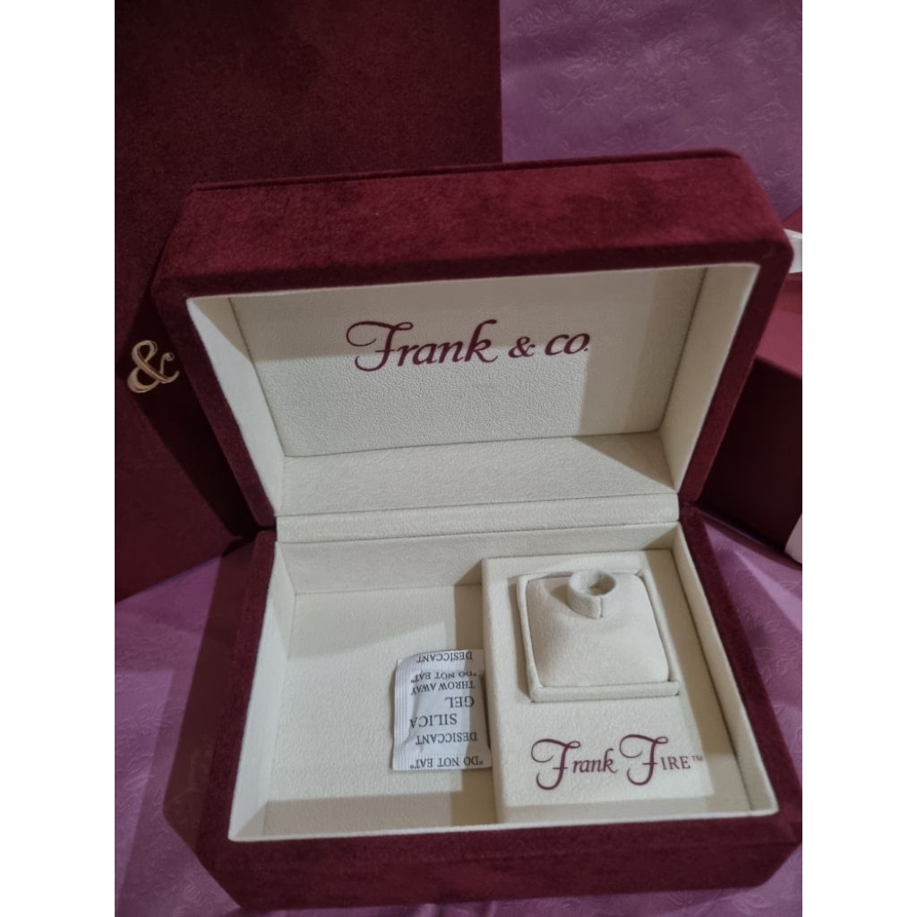Box Cincin Frank & Co Ori