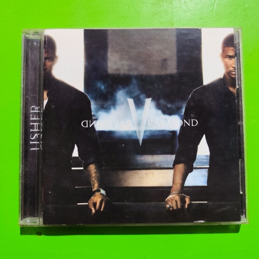 CD Original USHER Raymond