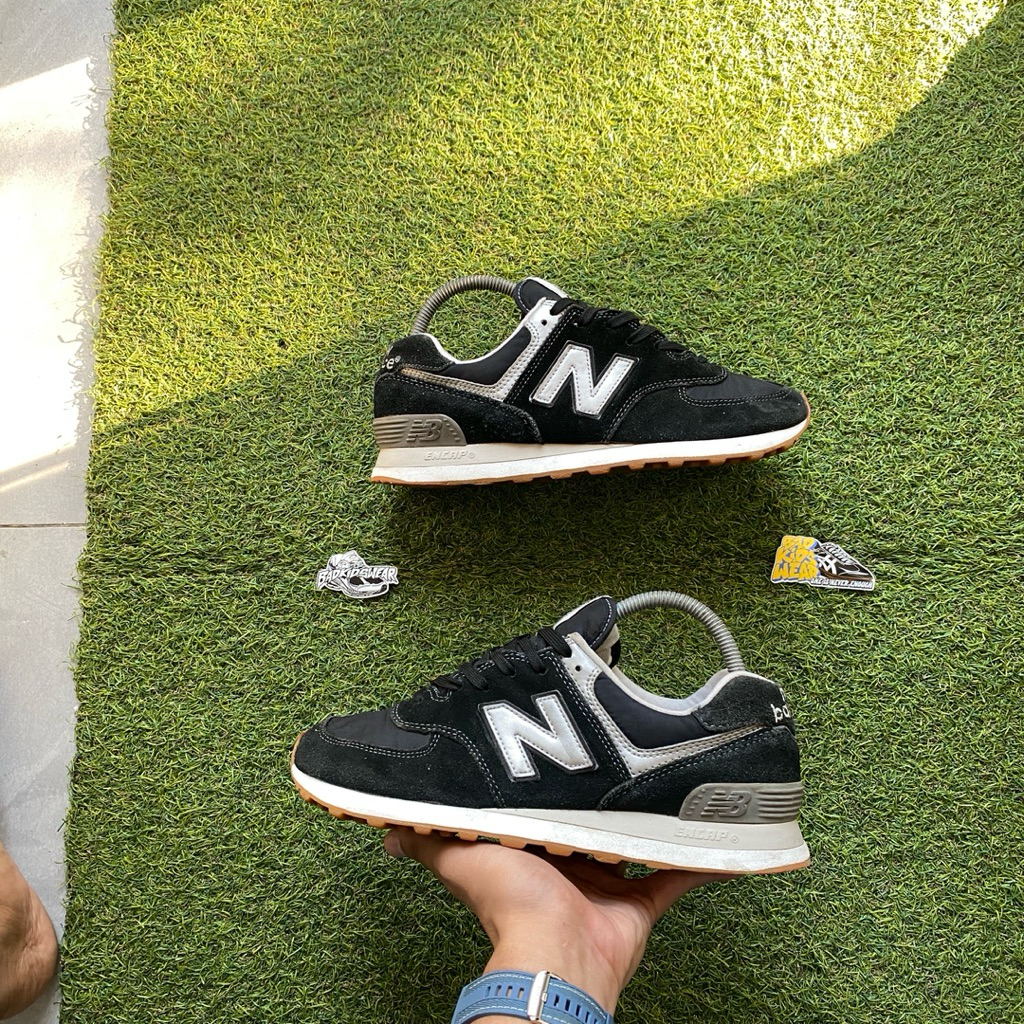 NEW BALANCE 574 CLASSIC SIZE 40