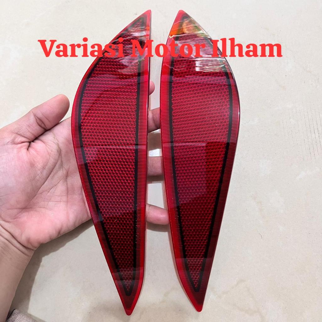reflektor bemper belakang rush Terios 2018-2024 original